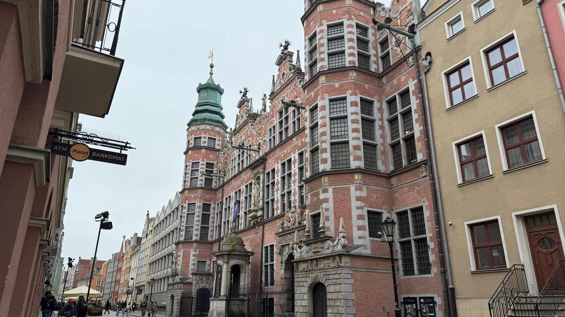 Apartament Starogdański przy ul Długiej Polska