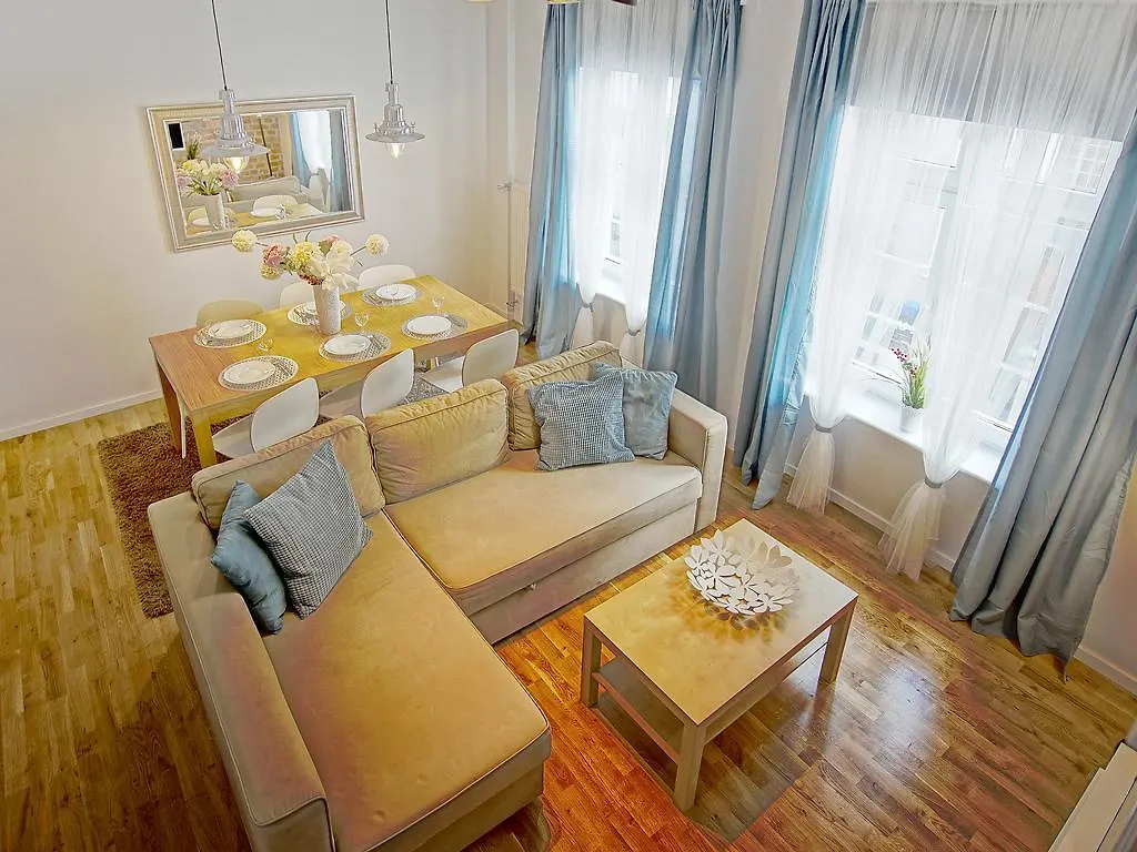Apartament Starogdański przy ul Długiej Polska